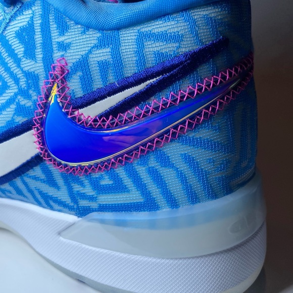 Nike Vibrant Blue and White Athletic Shoes - Picture 6 of 13